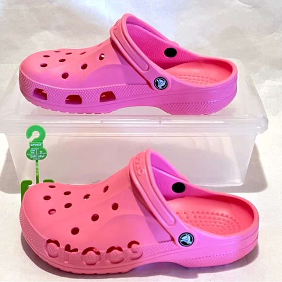 Crocs Baya Clogs & 10-Piece Food Lover Jibbitz Set in Pink Men’s 7/Women’s 9 - Picture 3 of 12